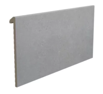 Rosa Gres Iconic Grey J62 porcelain stoneware edge for swimming pool, 62,6 x 31 x 3,8 cm, anti-slip